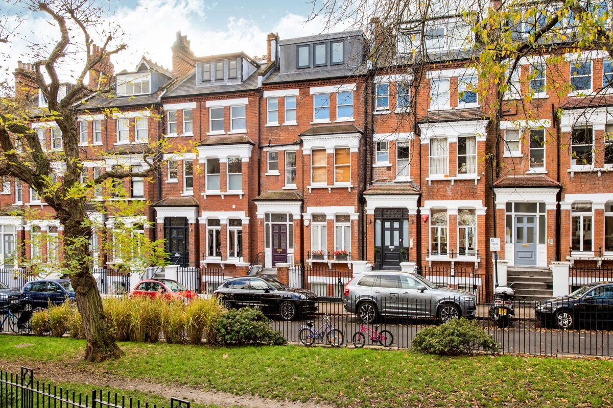 flat for sale in Primrose Gardens, London, NW3 BSZ190061 Knight Frank