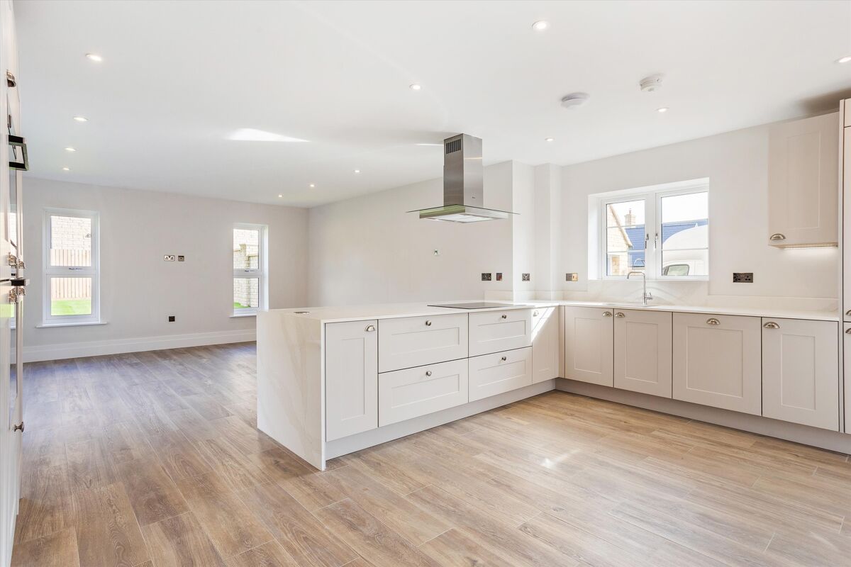 house for sale in Park Street, Hawkesbury Upton, GL9. BTD012270916