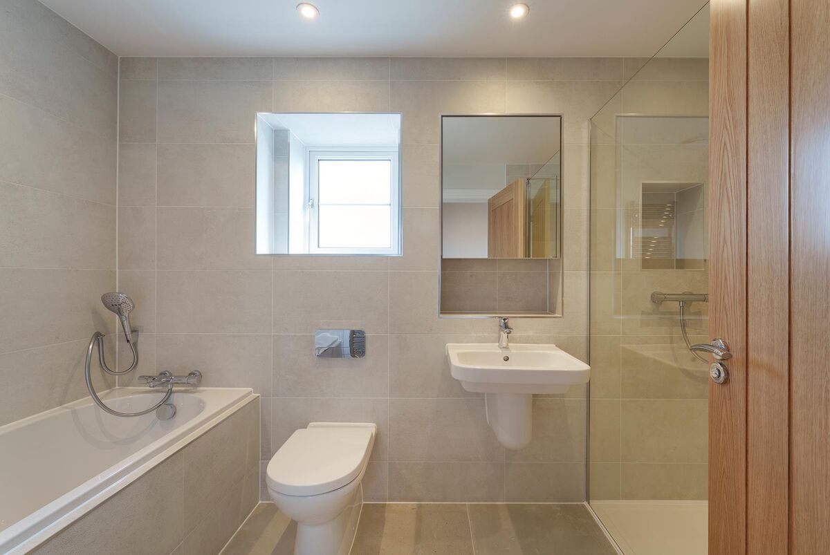 house for sale in Park Street, Hawkesbury Upton, GL9. BTD012270916