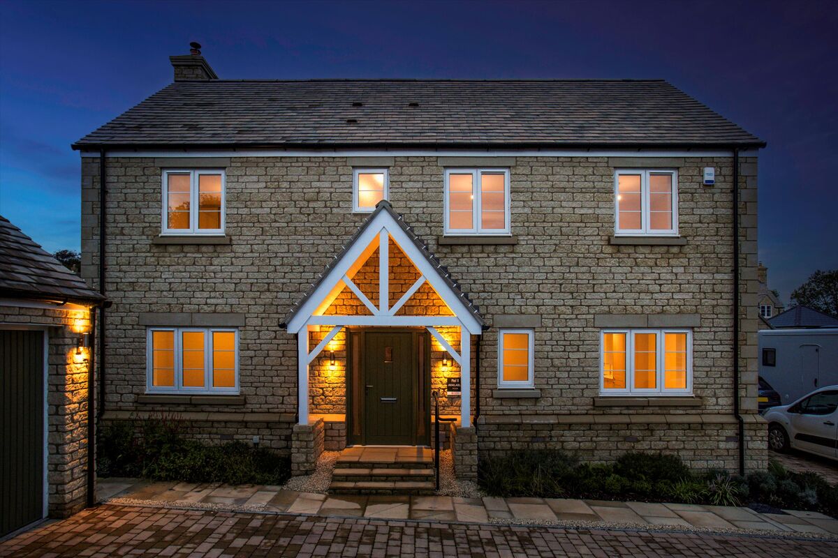 house for sale in Park Street, Hawkesbury Upton, GL9. BTD012270916