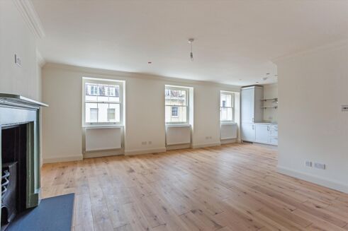 Picture of 2 bedroom flat for sale.