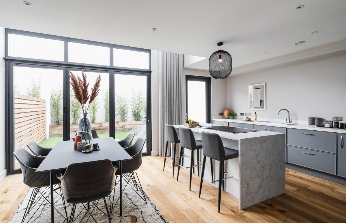 house for sale in Lydstep Terrace, Bristol, Somerset, BS3 BTD180005