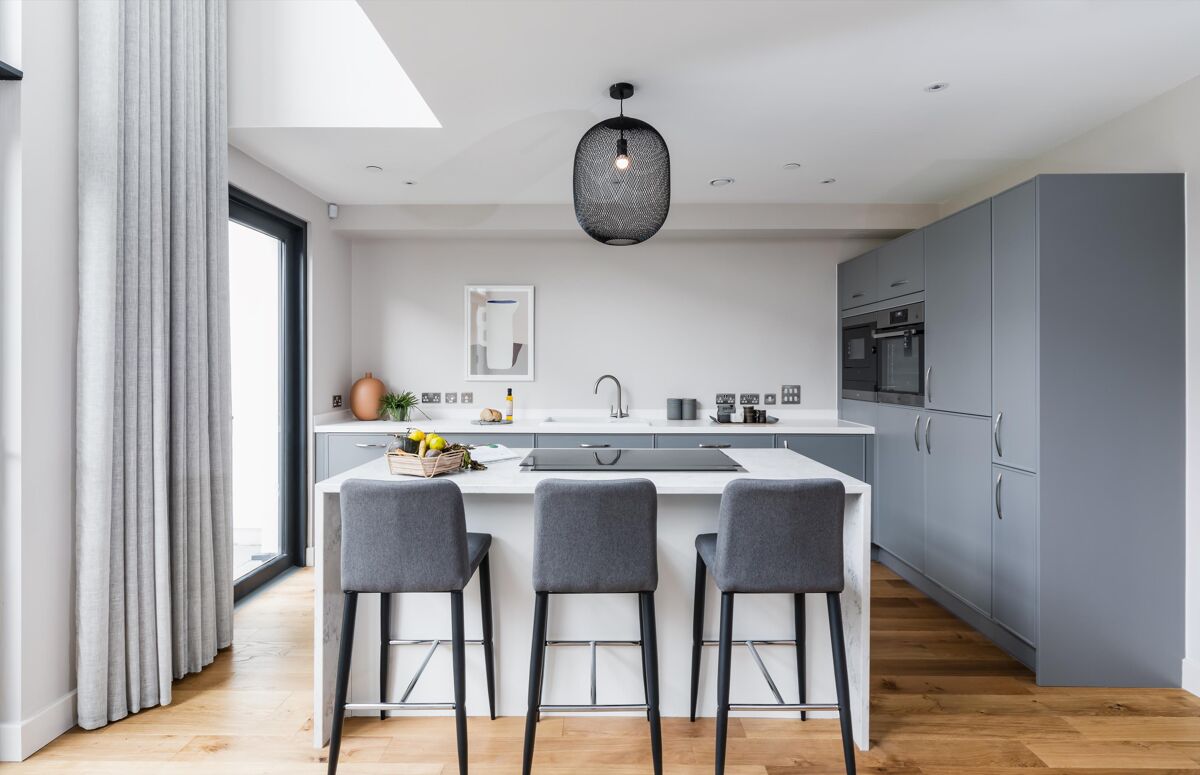 house for sale in Lydstep Terrace, Bristol, Somerset, BS3 BTD180005