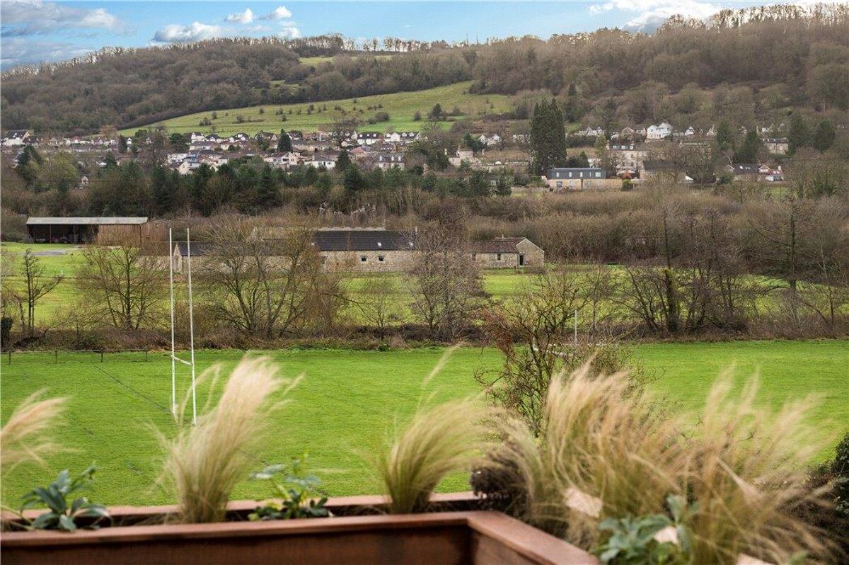 house for sale in Hicks Field, London Road West, Batheaston, BA1