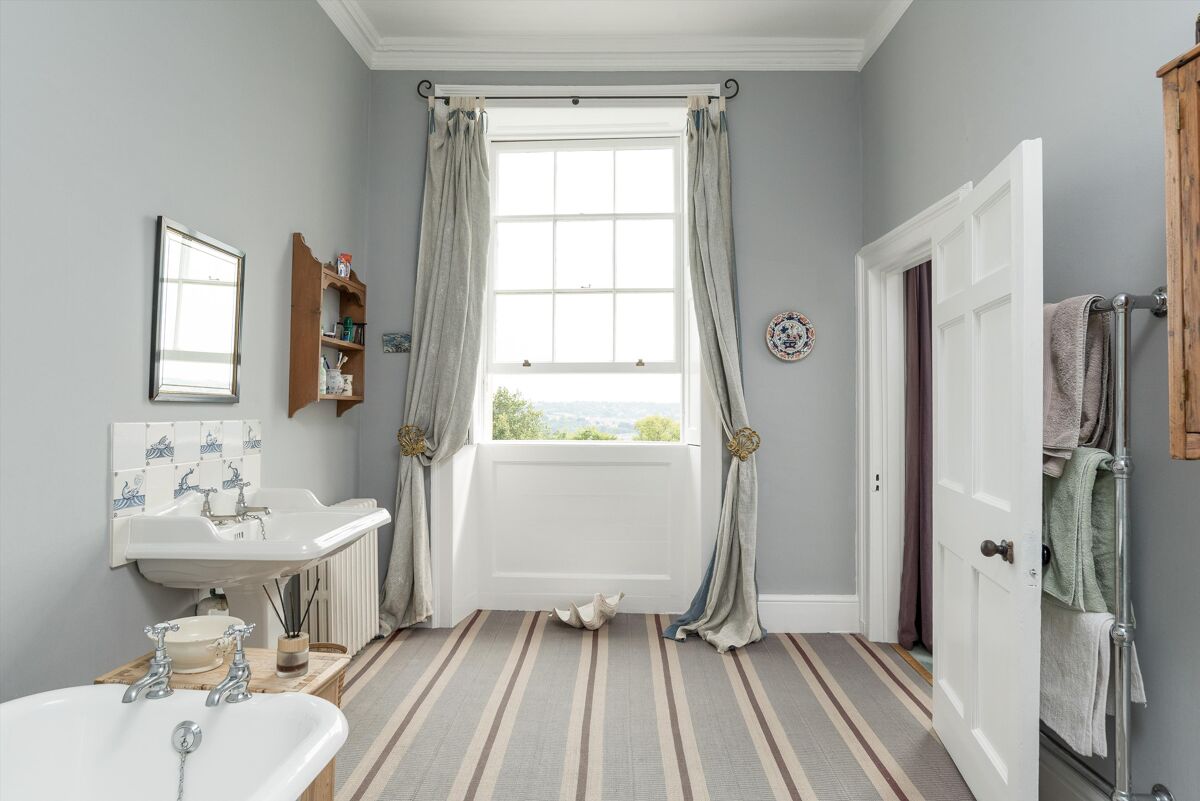 house for sale in Lansdown Crescent, Bath, Somerset, BA1 BTH012098852