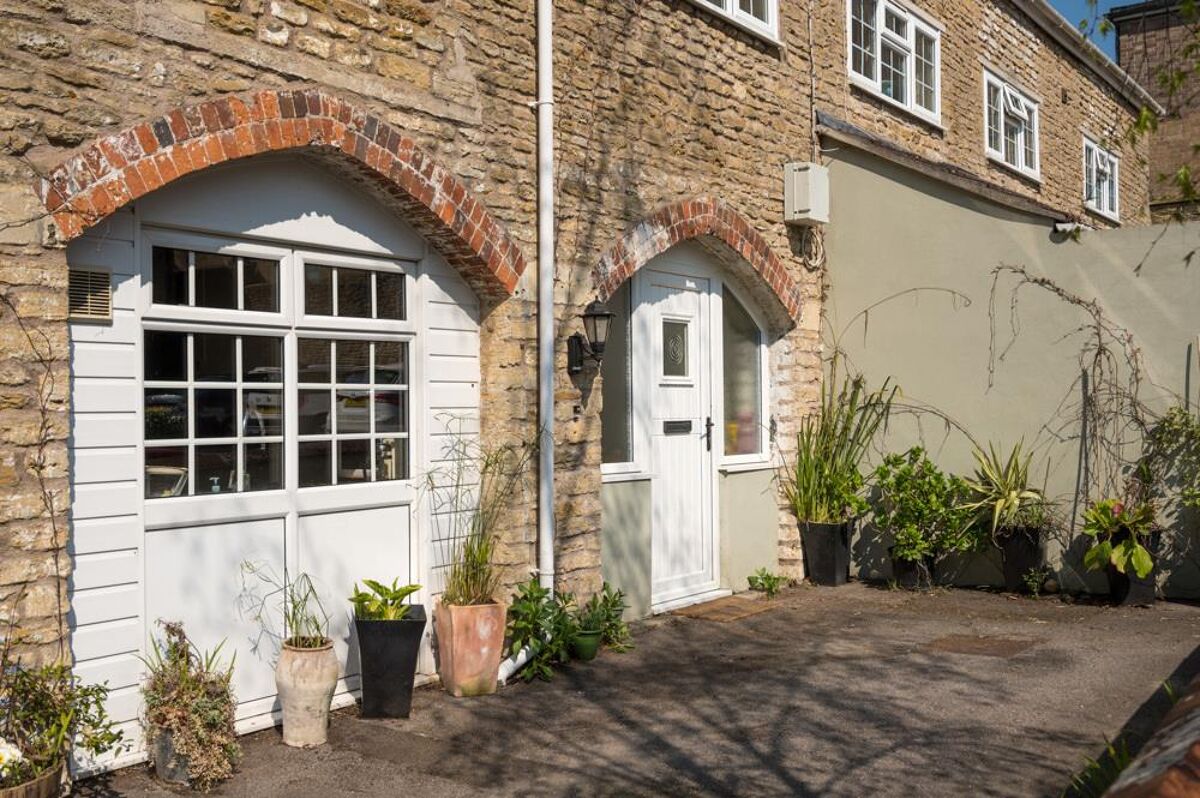 house for sale in Willow Vale, Frome, Somerset, BA11 BTH012122977