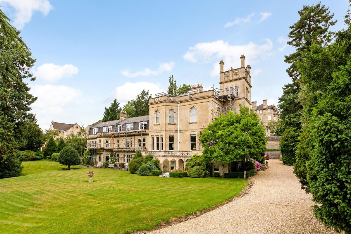 flat for sale in Bath, BA1 BTH012137234 Knight Frank