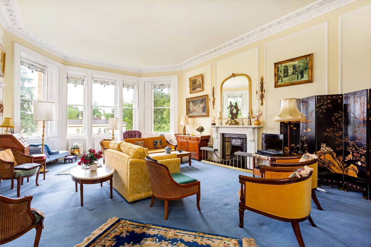 flat for sale in Bath, BA1 BTH012137234 Knight Frank