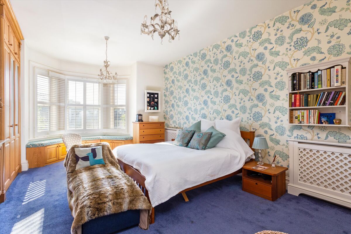 house for sale in Combe Park, Bath, Somerset, BA1 BTH012154595 Knight Frank