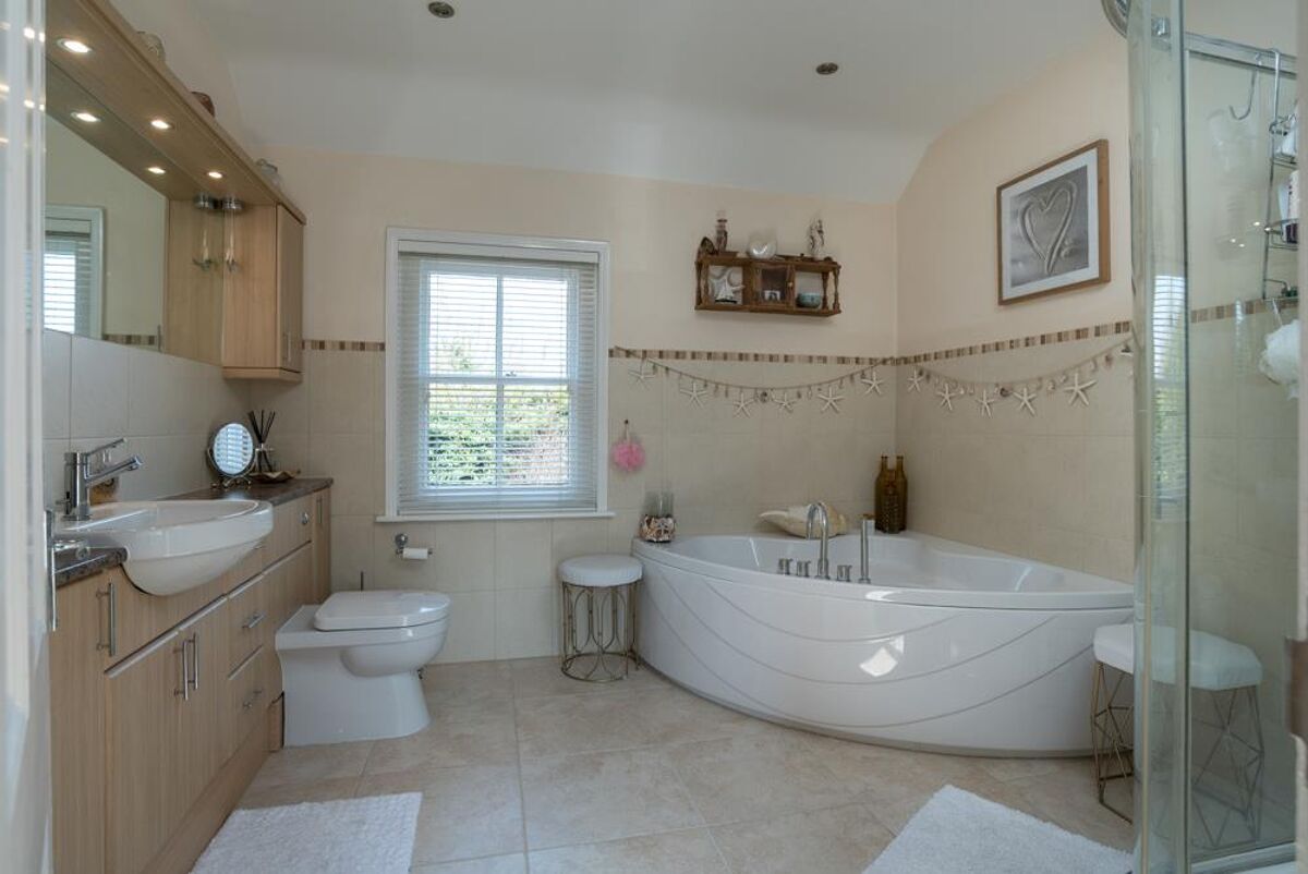 house for sale in Rowden Hill, Chippenham, Wiltshire, SN15