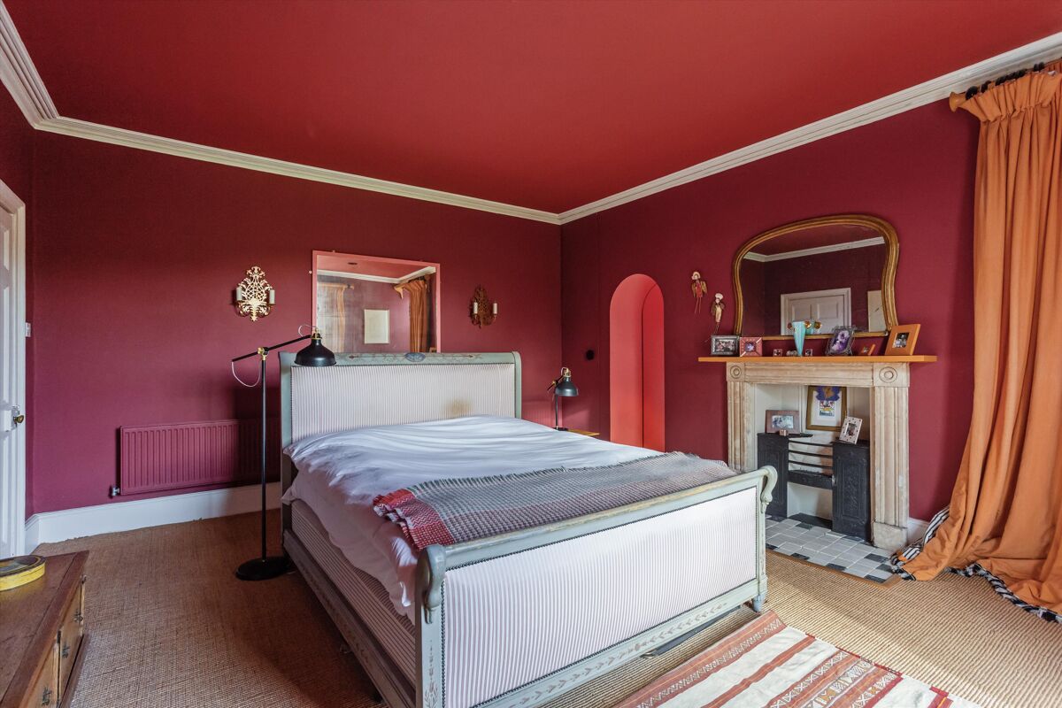 townhouse for sale in Macaulay Buildings, Bath, Somerset, BA2