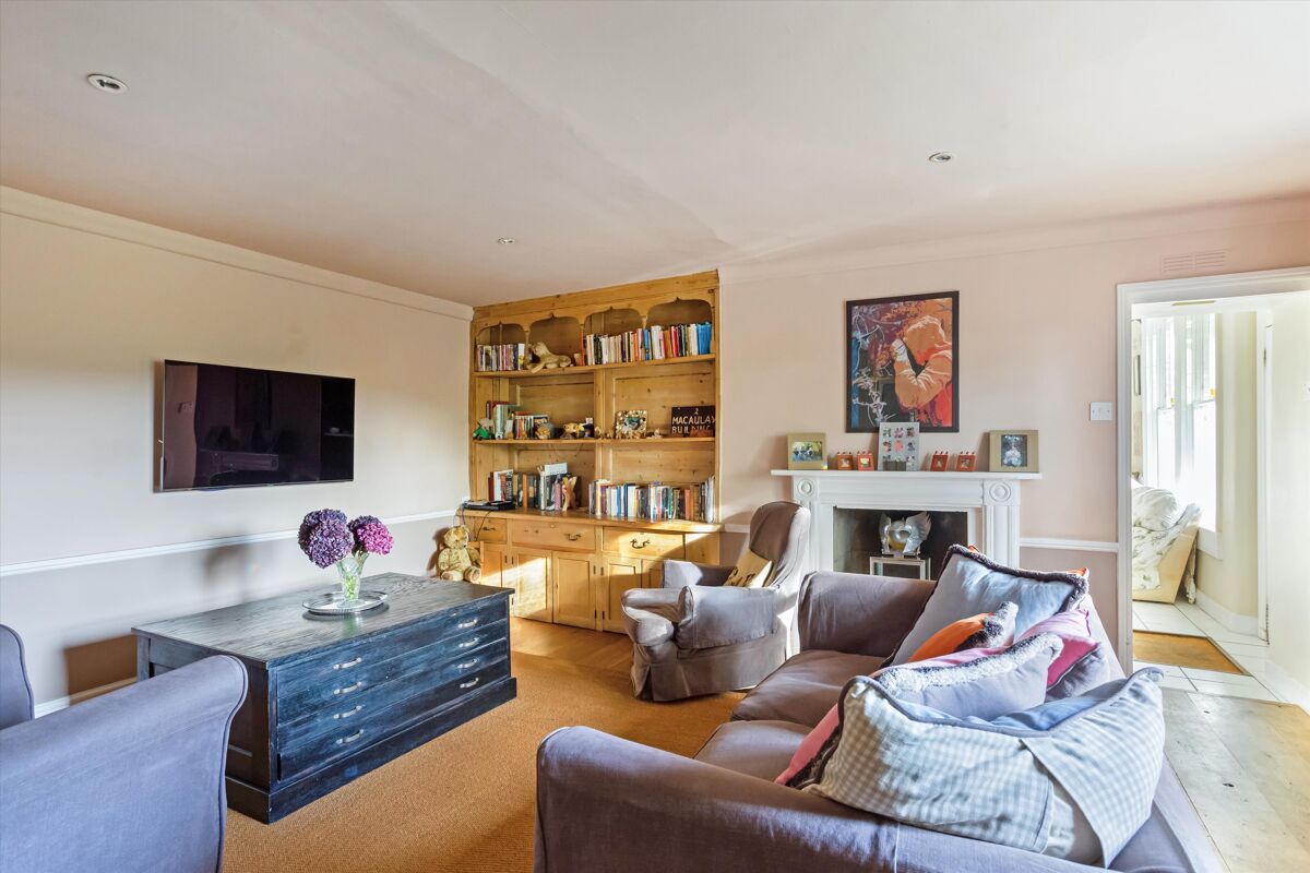 townhouse for sale in Macaulay Buildings, Bath, Somerset, BA2