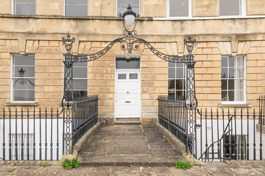 Image of Lansdown Crescent, Bath, Somerset, BA1