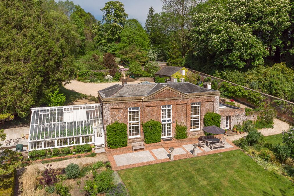 Image of Redlynch Park, Bruton, Somerset, BA10