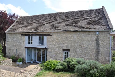 Picture of 5 bedroom barn conversion for sale.