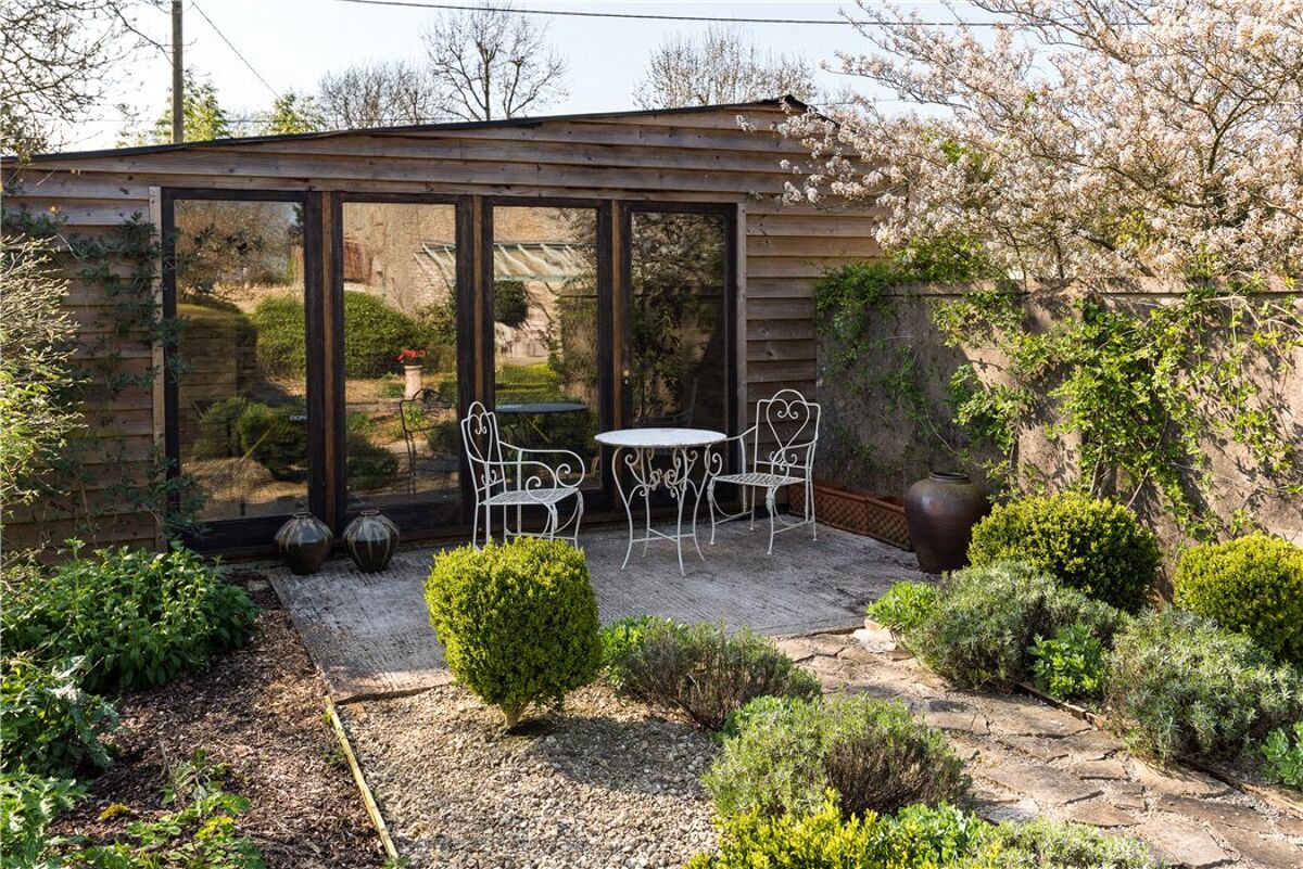 house for sale in Great Elm, Frome, Somerset, BA11 BTH090197 Knight