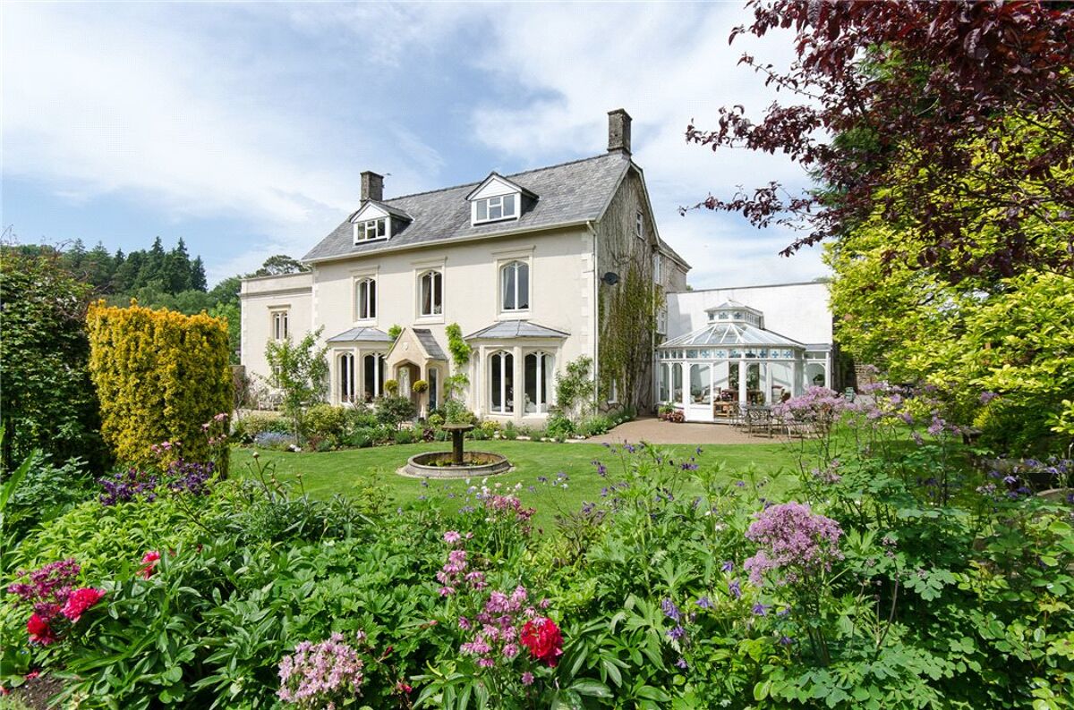 house for sale in High Street, Oakhill, Radstock, Somerset, BA3