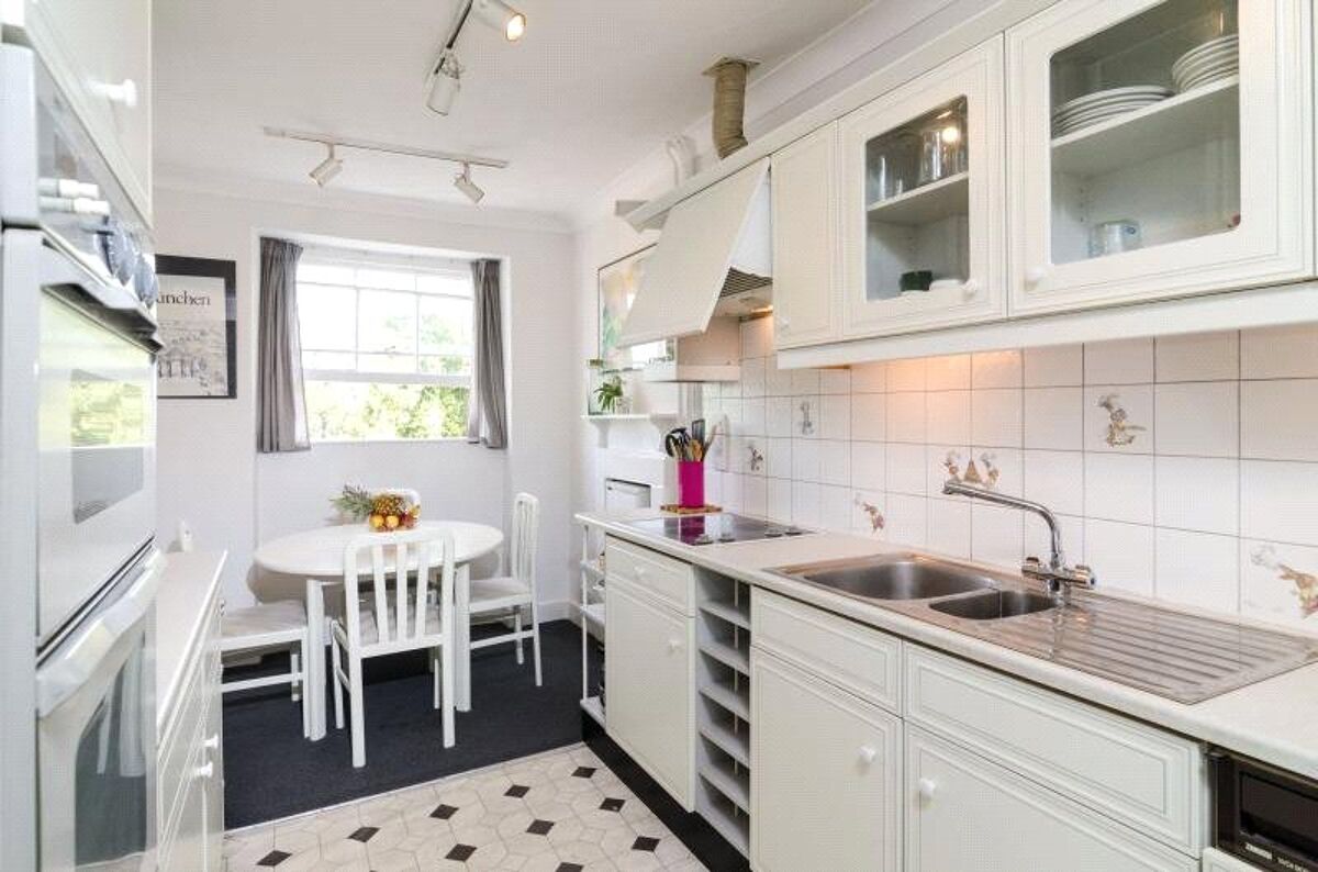 flat for sale in Sydney Place, Bath, Somerset, BA2 BTH130195 Knight