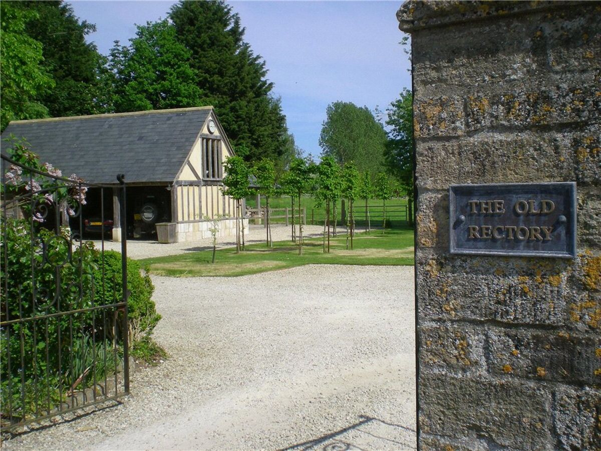 house for sale in Church Lane, Wingfield, Wiltshire, BA14 BTH140008