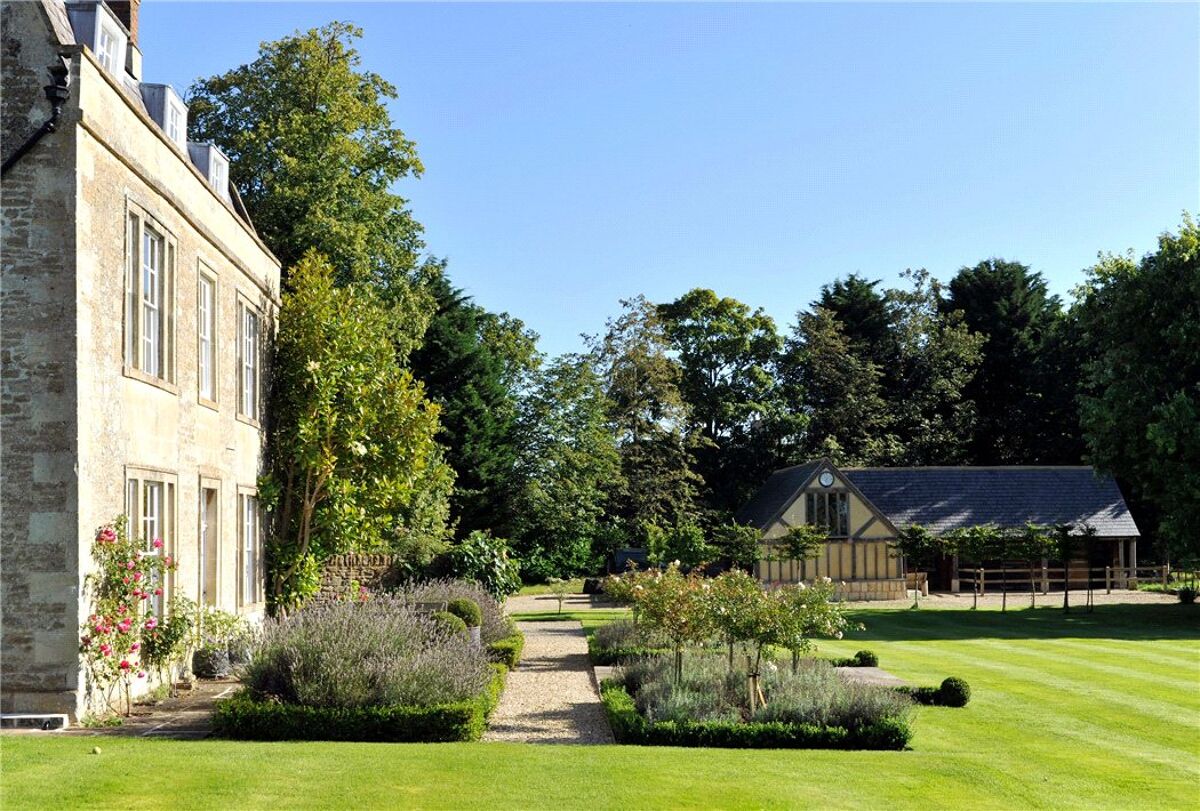 house for sale in Church Lane, Wingfield, Wiltshire, BA14 BTH140008