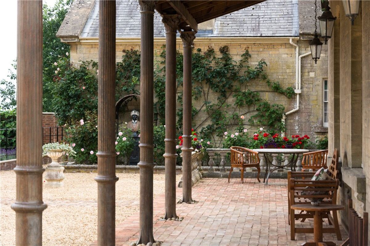 house for sale in Sandridge Common, Melksham, Wiltshire, SN12