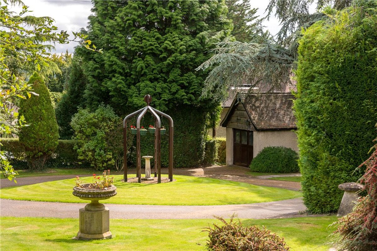 house for sale in High Bannerdown, Batheaston, Bath, Somerset, BA1