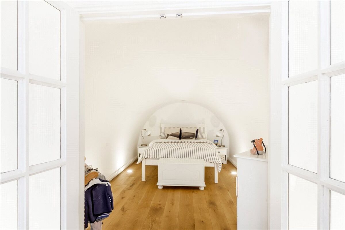 flat for sale in Beaufort East, Bath, Somerset, BA1 BTH180179