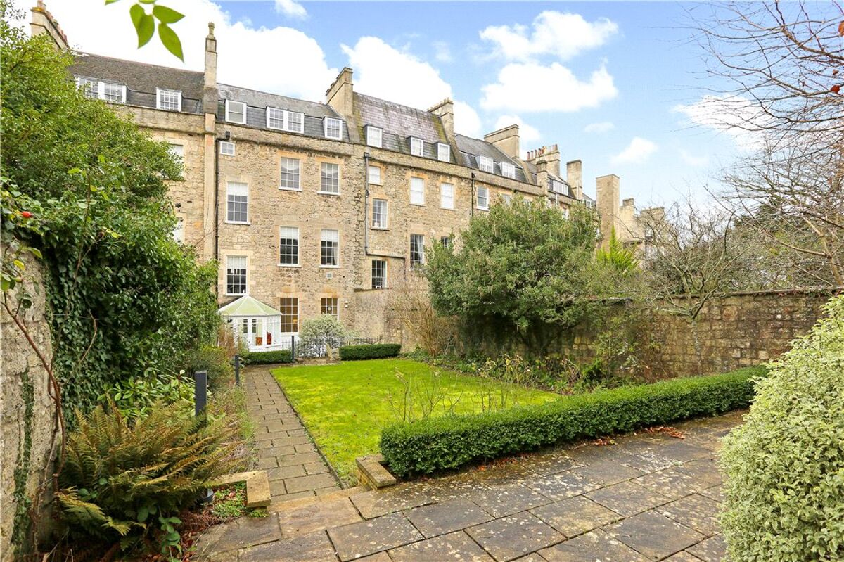 house for sale in Lansdown Crescent, Bath, Somerset, BA1 BTH180320