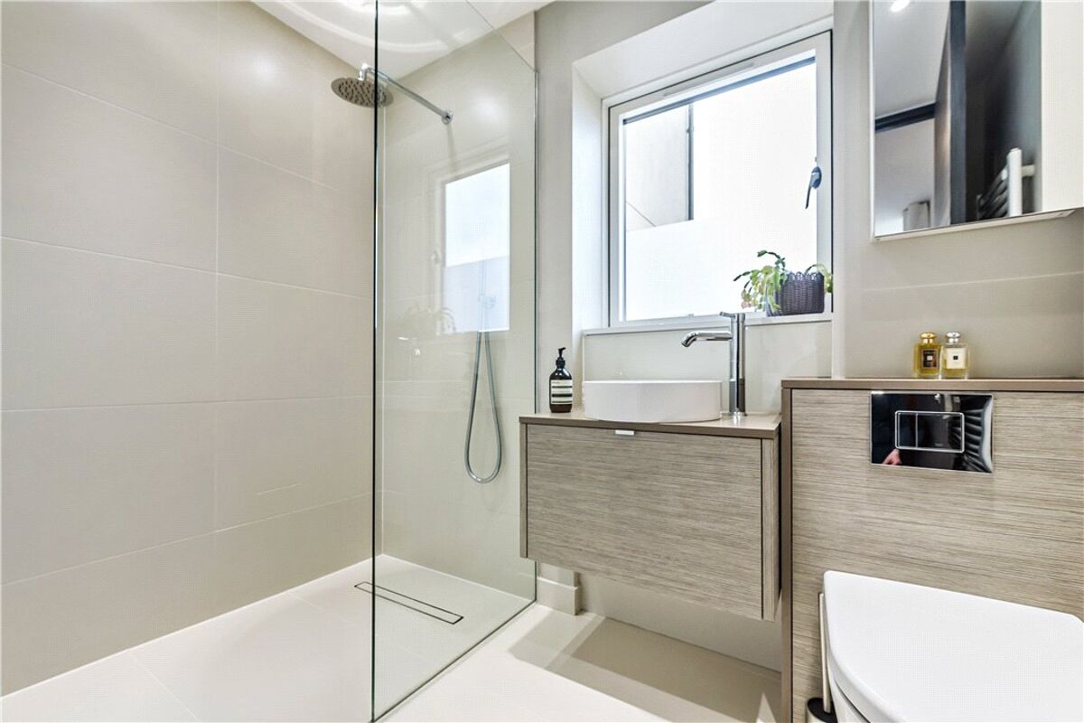 flat for sale in Charters, 43 Upper Oldfield Park, Bath, BA2 BTH190190 Knight Frank