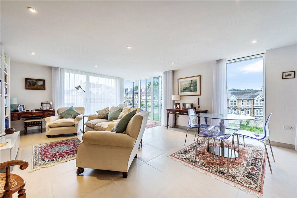 flat for sale in Charters, 43 Upper Oldfield Park, Bath, BA2