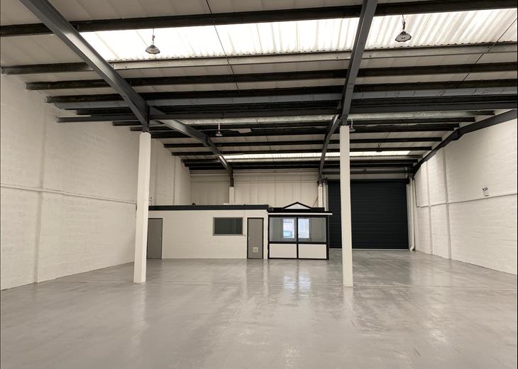 Picture of 4,998 sqft Industrial for rent.