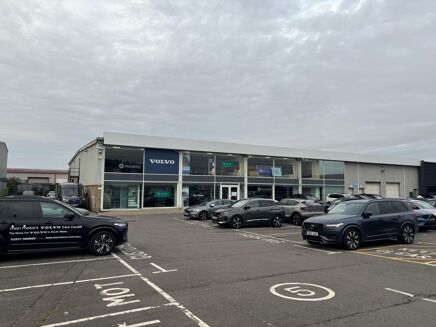 Picture of 18,702 sqft Car Showroom for rent.