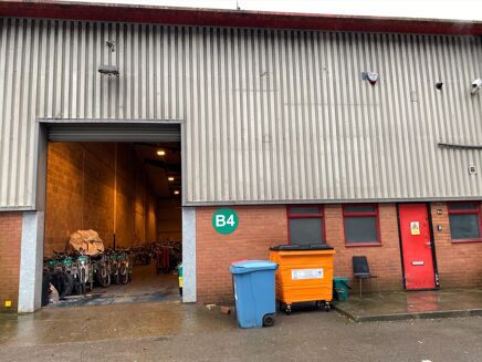 Picture of 4,625 sqft Industrial/Distribution for rent.