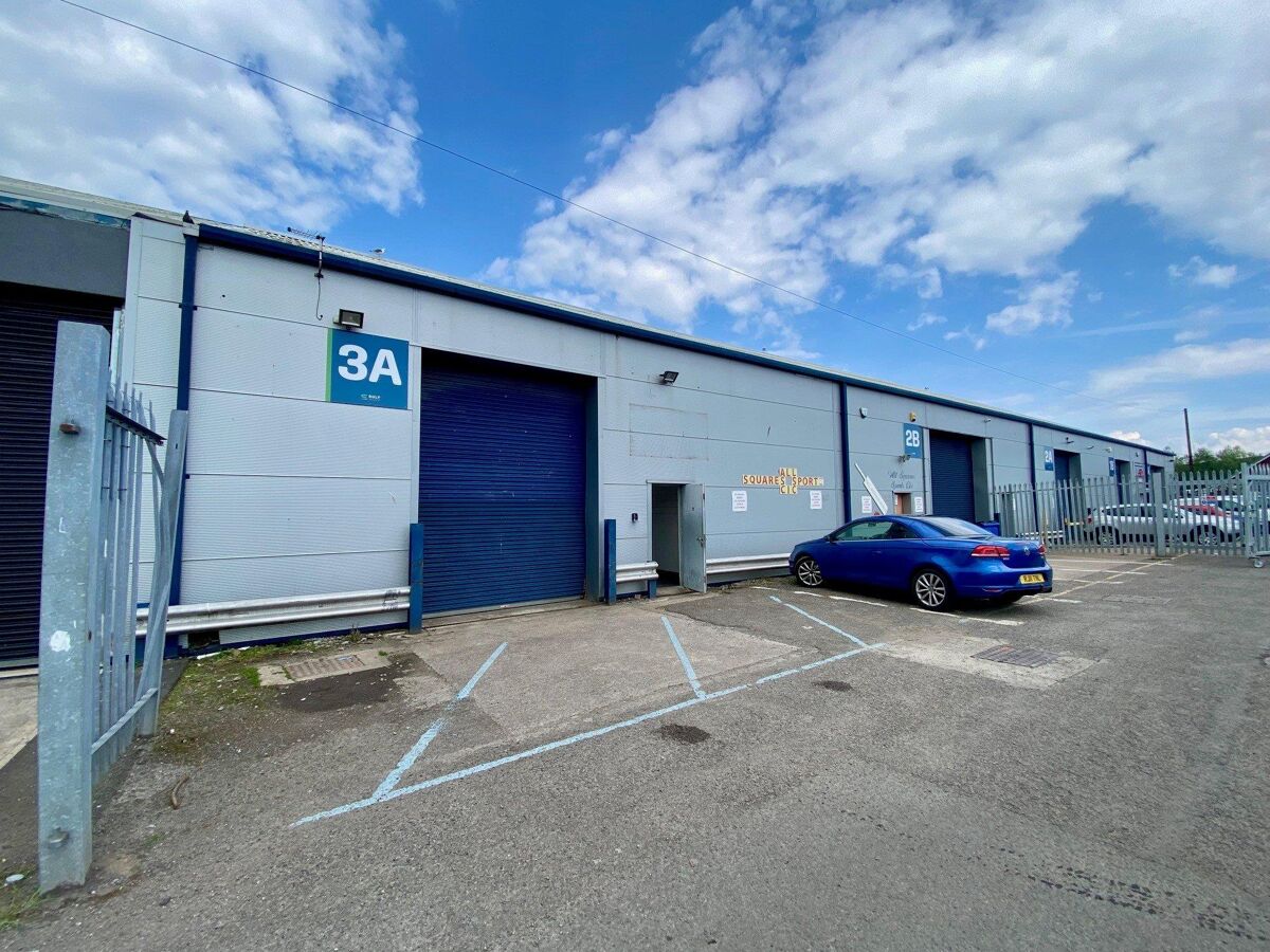 To Let: Industrial / Warehouse Unit at Gulf Works, Penarth Road, Cardiff, CF11 8TT