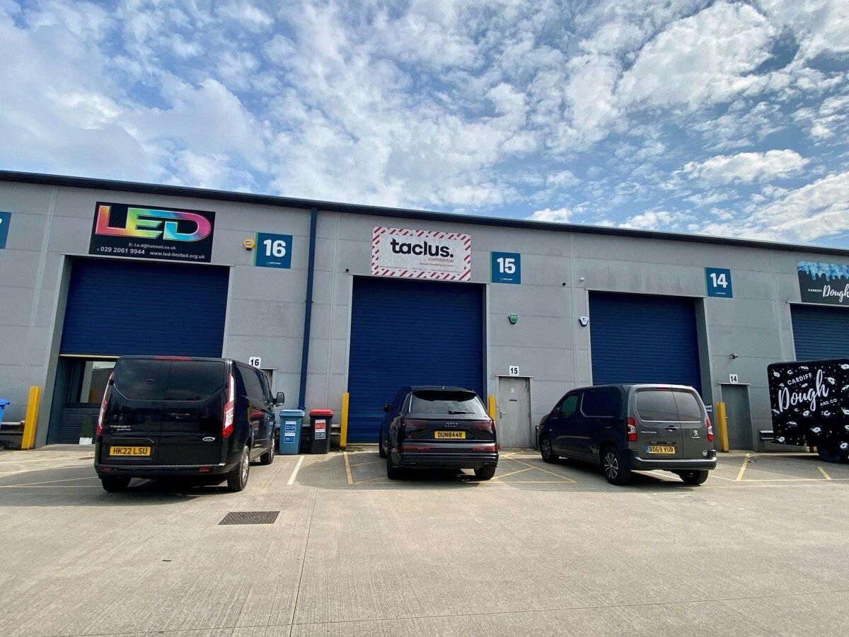 TO LET: Industrial / Trade Counter / Warehouse Unit 15 Wentloog Buildings, Rumney, Cardiff, CF3 1TH