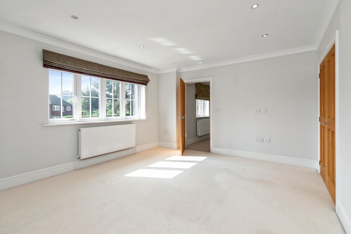 house for sale in Lower Road, Fetcham, Leatherhead, Surrey, KT22