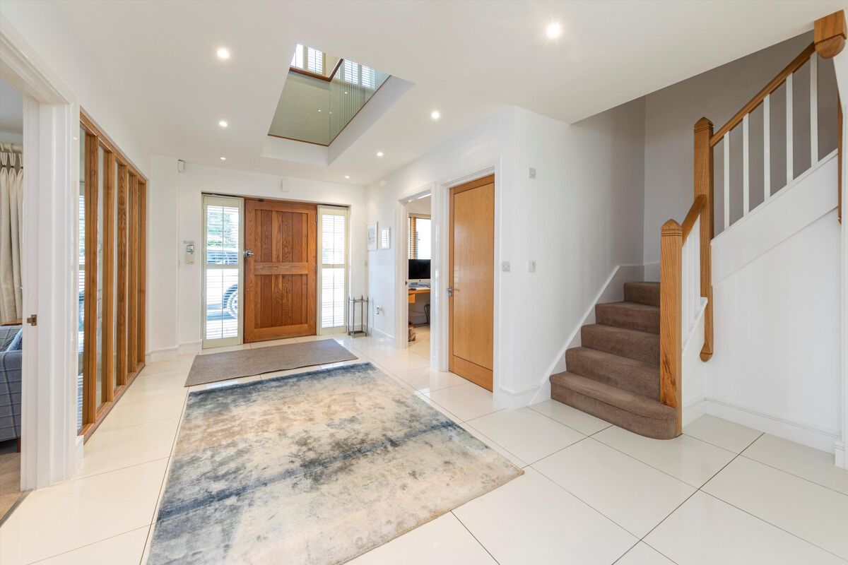 house for sale in Yarm Way, Leatherhead, Surrey, KT22 CBM012050946