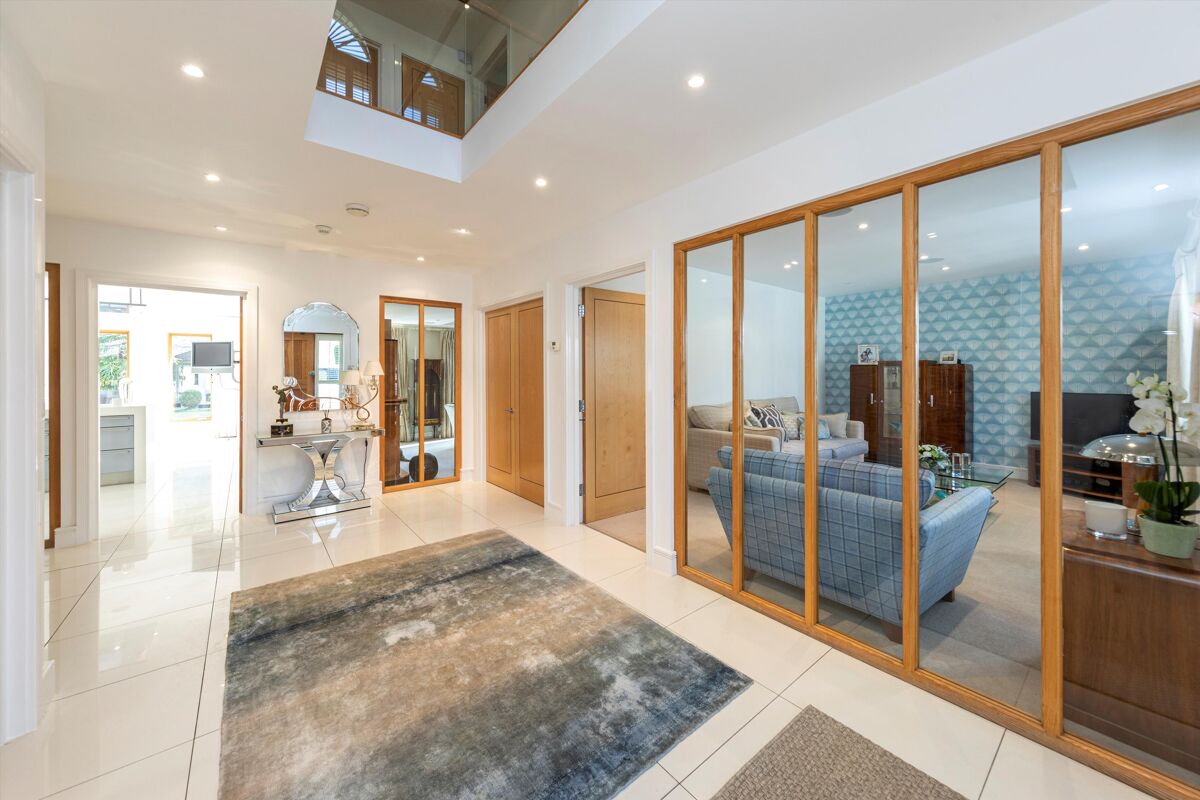 house for sale in Yarm Way, Leatherhead, Surrey, KT22 CBM012050946