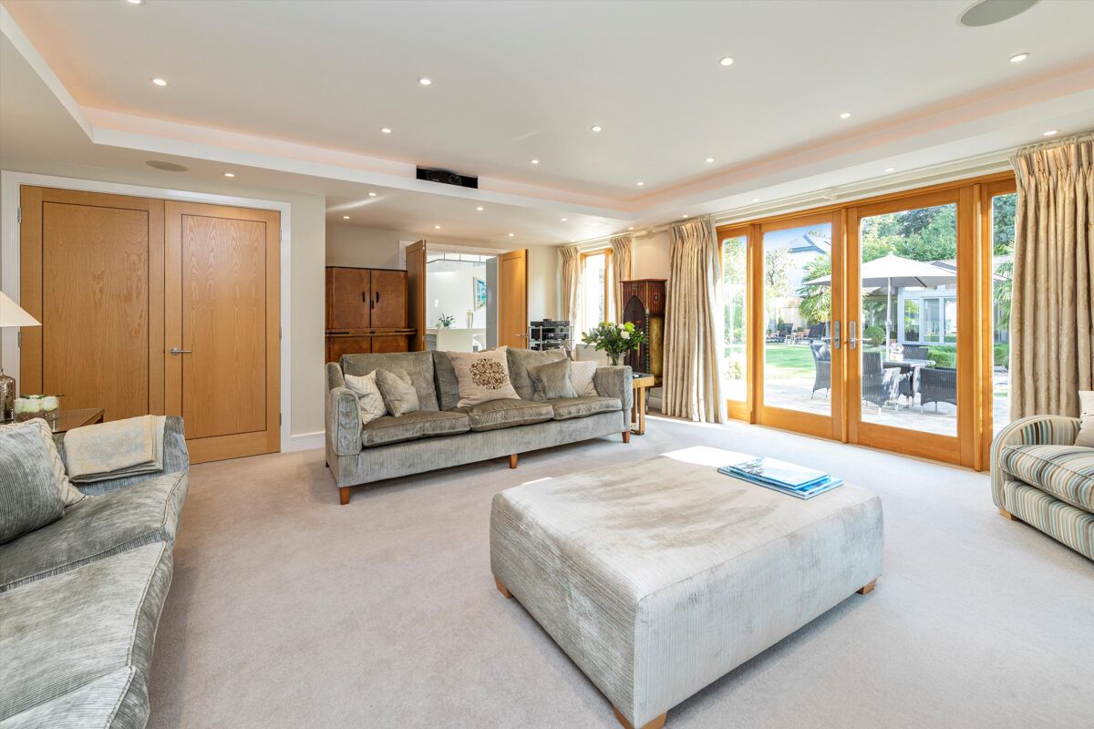 house for sale in Yarm Way, Leatherhead, Surrey, KT22 CBM012050946