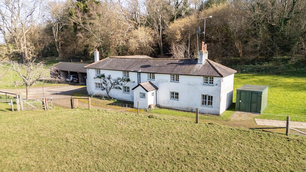 Image of Dog Kennel Green, Ranmore Common, Dorking, Surrey RH5