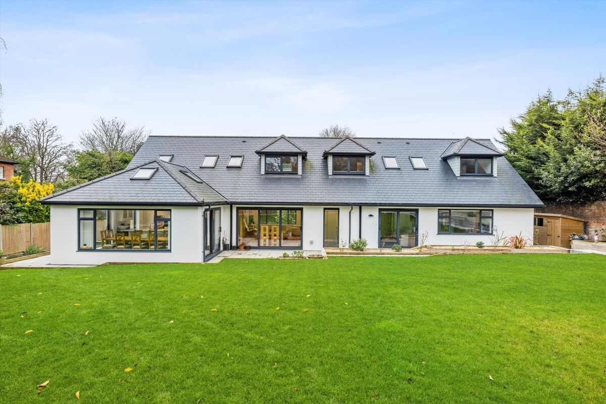 bungalow for sale in Knipp Hill, Cobham, Surrey, KT11 CBM012116286