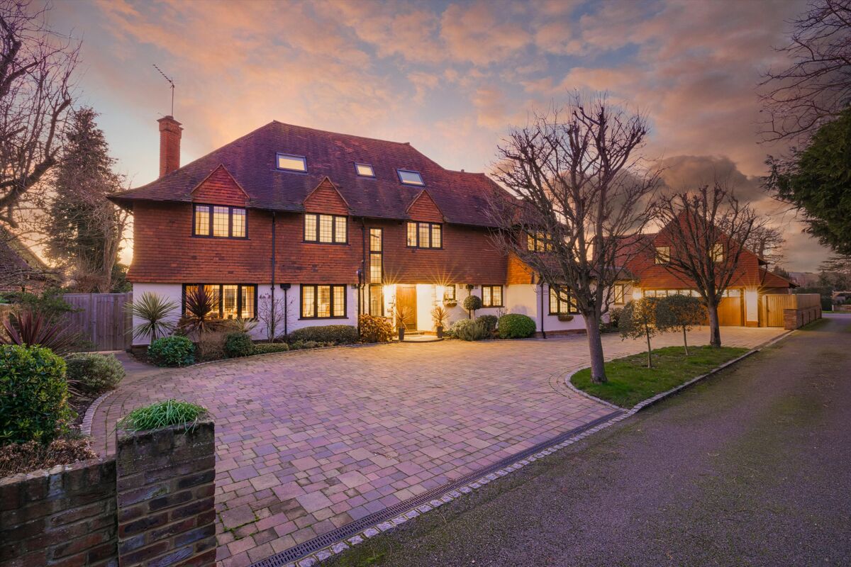 house for sale in Leigh Place, Cobham, Surrey, KT11 CBM012116687