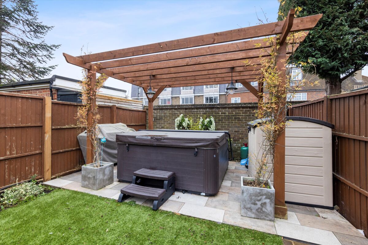 house for sale in Spencer Road, Cobham, Surrey, KT11 CBM012126498