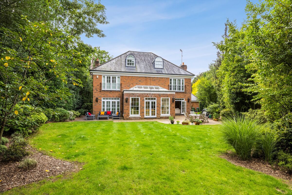 house for sale in Miles Lane, Cobham, Surrey, KT11 CBM012127353