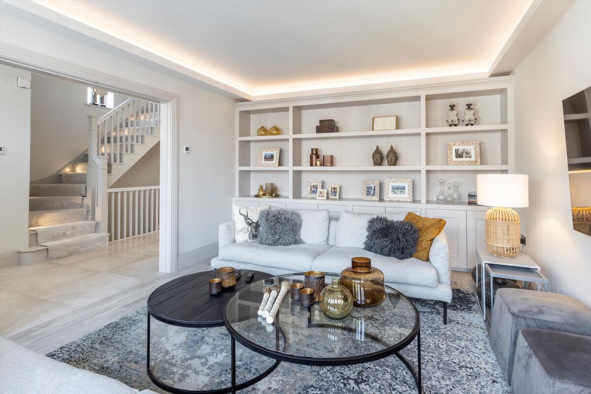 house for sale in Oakshade Road, Oxshott, Leatherhead, Surrey, KT22