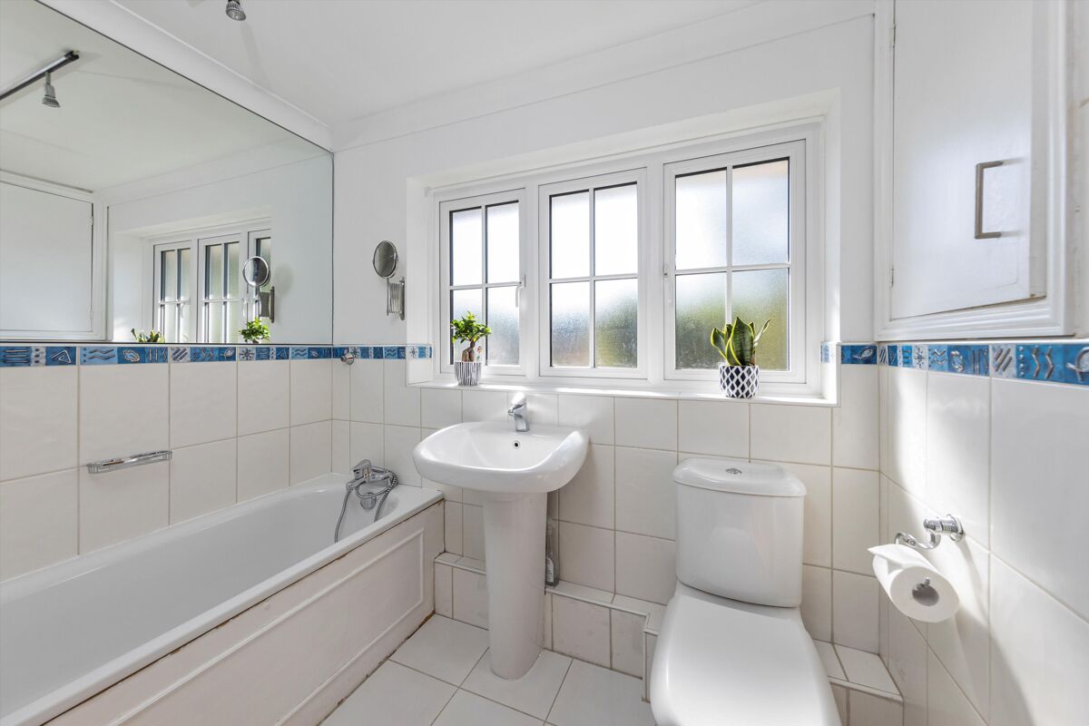 house for sale in Birch Vale, Cobham, Surrey, KT11 CBM012144748