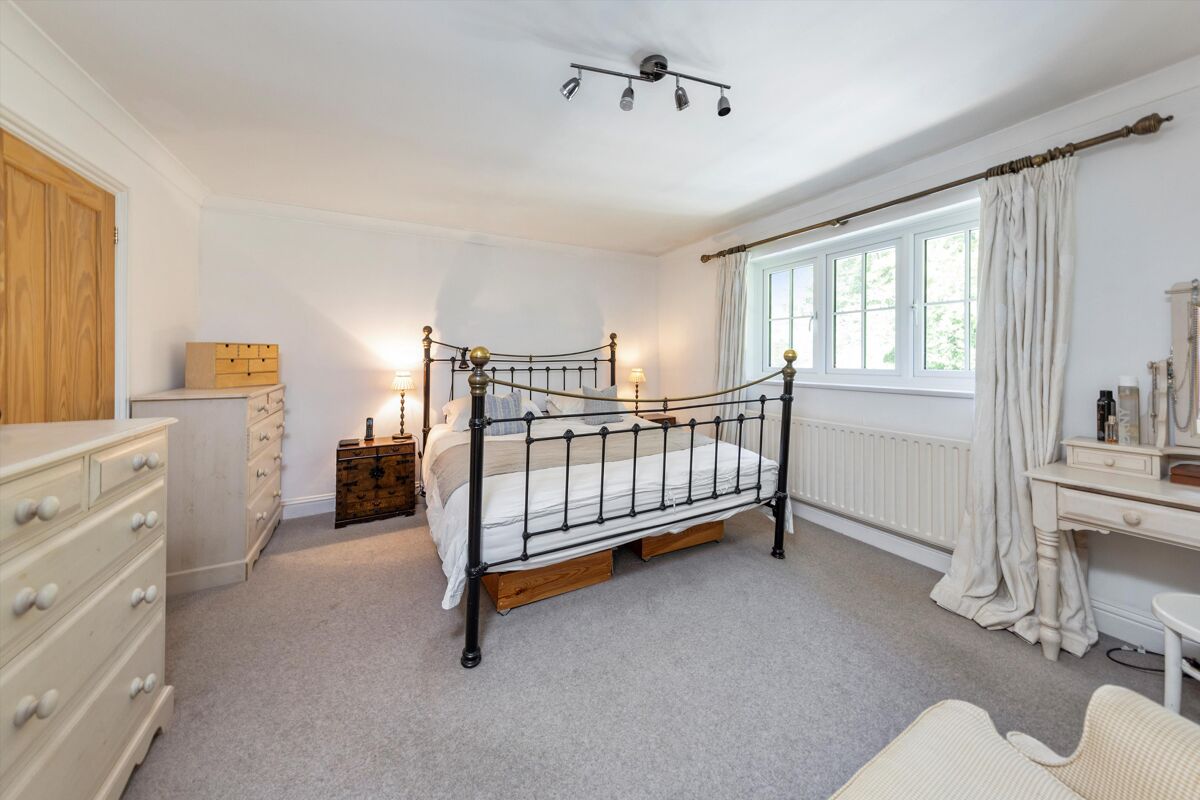 house for sale in Birch Vale, Cobham, Surrey, KT11 CBM012144748