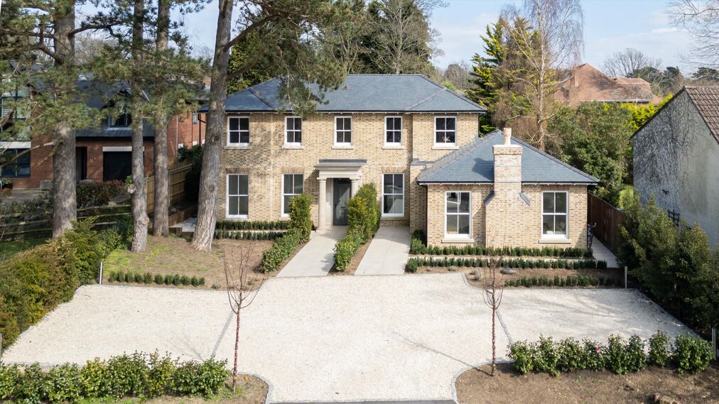 Image of Heath Ridge Green, Cobham, Surrey, KT11