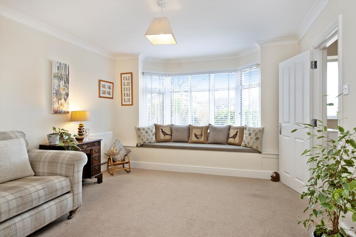 house for sale in Kennel Lane, Fetcham, Leatherhead, Surrey, KT22