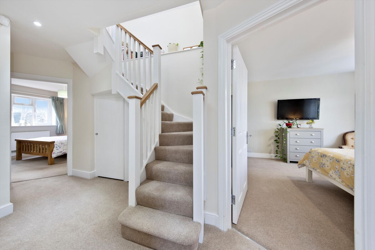 house for sale in Kennel Lane, Fetcham, Leatherhead, Surrey, KT22